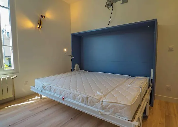 Appartamento De Luxe Meublé ,clim Et Parking Options, Lave-linge